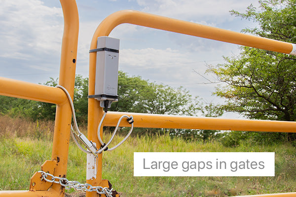 flex aware connected cable installed on double tube farm gate